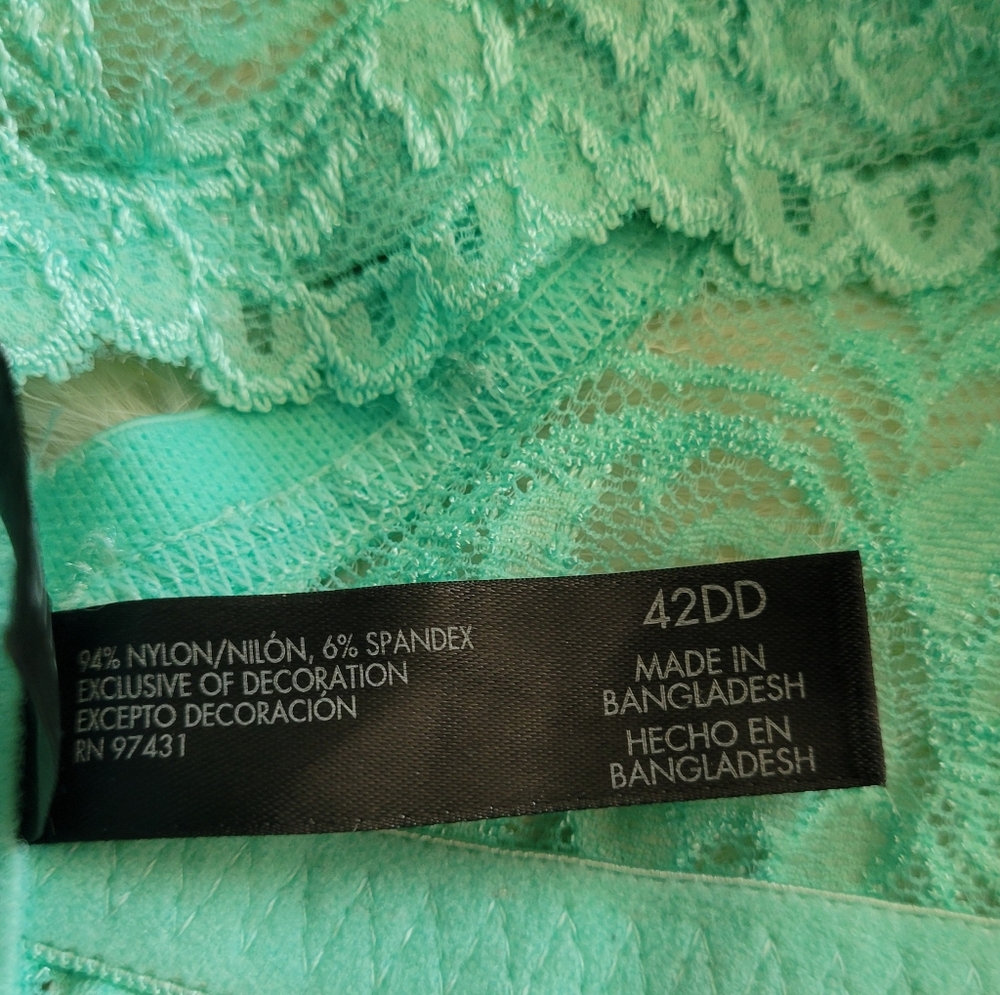 MAKE A OFFER- SMART & SEXY UNDERWIRE SHEER LACE BRA - Picture 4 of 4